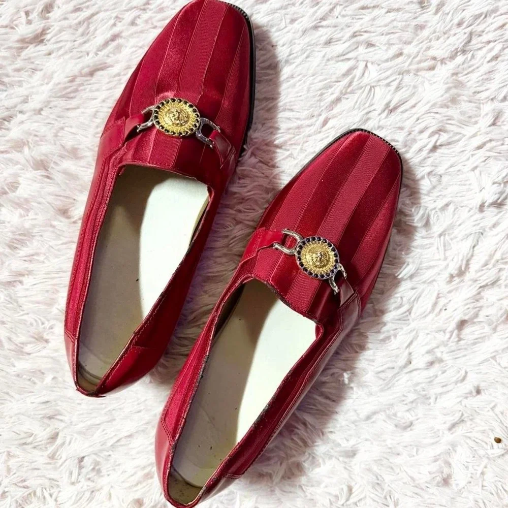 Vintage Giorgio Brutini Medallion Lions Head Satin Loafers Mens 9 Leather Sole